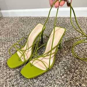 PrettyLittleThing Summer Casual Strap Up Green Sandal Heel Size 7